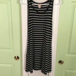 Flowy black and white stripped dress